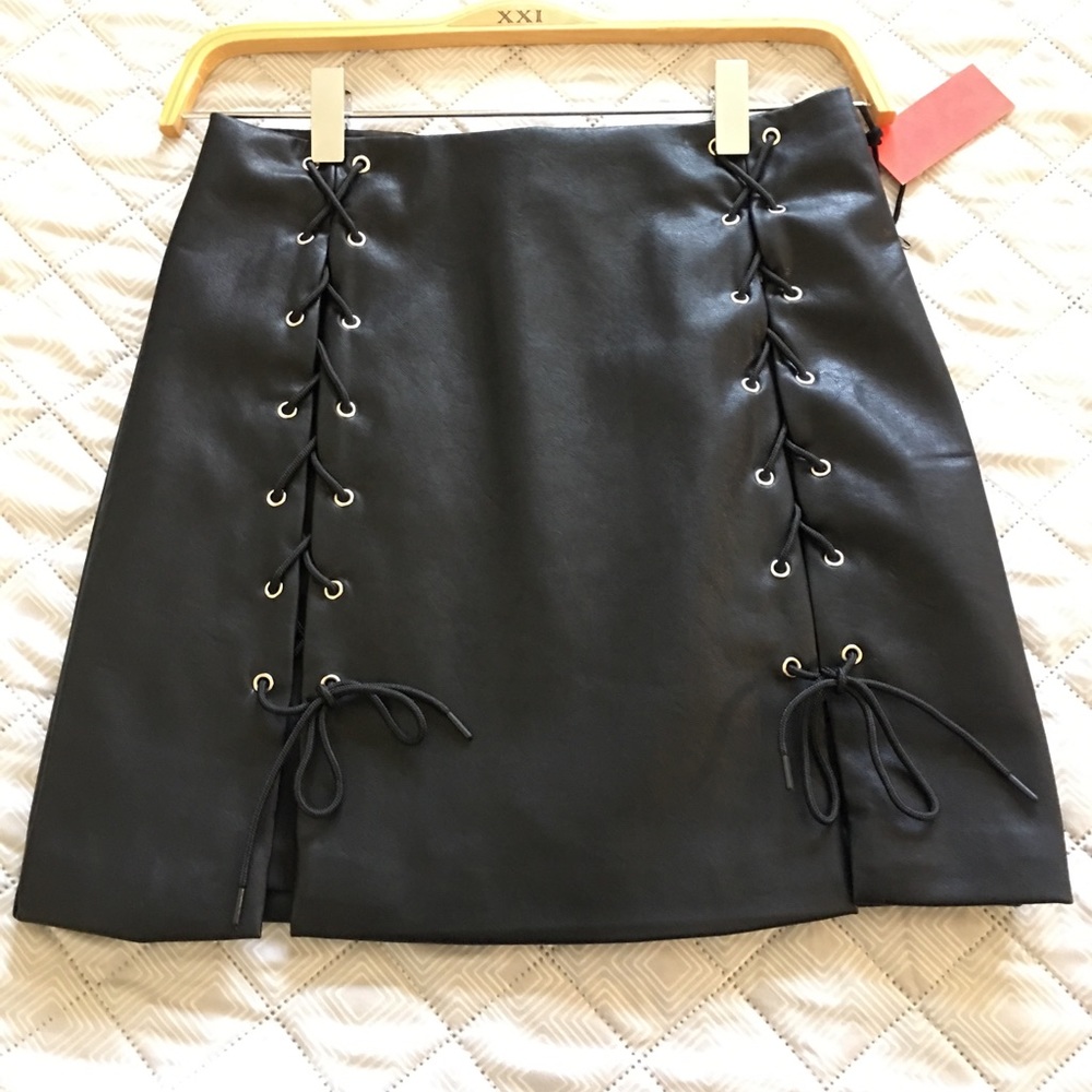 Black Skirt